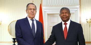 Russian Foreign Minister Meets Angolan President, Seeks Africa’s Support
