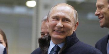 Putin To Send “Pole Dancing Ladies”, Beer To Entertain Russian Troops In Ukraine