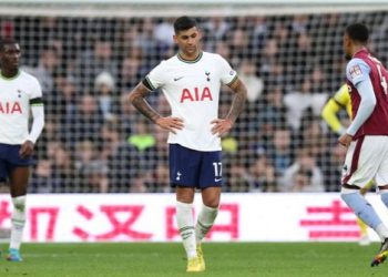 EPL: Aston Villa Tear Tottenham Apart, Forest Cage Chelsea