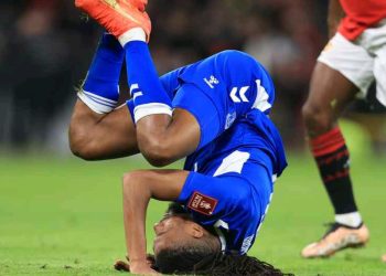 Iwobi Suffers Injury As Manchester United Send Everton Out Of FA Cup 