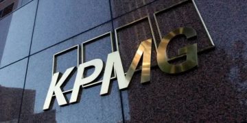 KPMG Extends Pay Freeze To 12,000 UK Staff