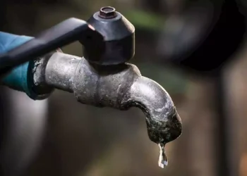 South Africans Faced With No Lights, No Water Fume At Cascading Crisis