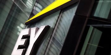 EY Split Paused Amid Partner Infighting Over Fate Of Tax Experts