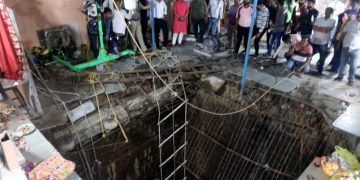 35 Bodies Recovered As Covering Of Indian Well Collapses