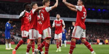 Arsenal Whip Chelsea, Return To Premier League Summit 