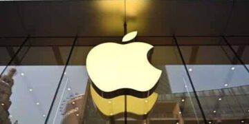 Ex-Staff Of Apple Jailed 3 Years Over Fraud