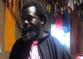 authorities summon kenyan jesus as crackdown on cults intensifies