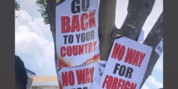 ‘Go Back To Your Country’ – Ghanaians Attack Nigerian Who Organized Wig Fair
