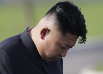 North Korean Space Launch Ends In Failure As Rocket Plunges Into Sea