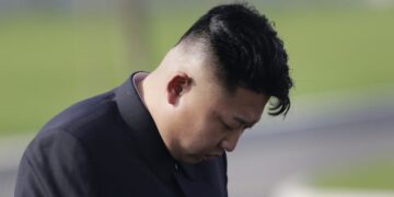 North Korean Space Launch Ends In Failure As Rocket Plunges Into Sea