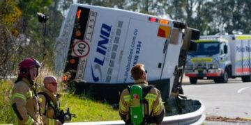 Australia: 10 Wedding Guests Die In Auto Crash