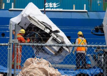 presumed human remains found in titan sub wreckage