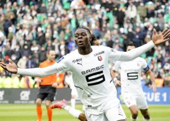 Transfer: Two Top Nigerian Footballers Join EPL Clubs