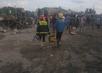 Nigeria: Over 20 Trapped As 4-Storey Building Collapses In Abuja