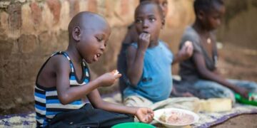 Uganda: Over 100 Secondary Students Hospitalised After Alleged Mass Food Poisoning