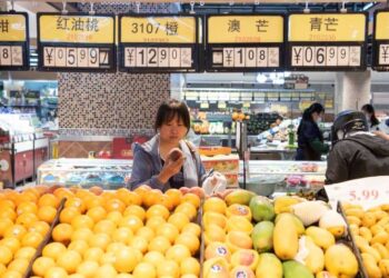 China’s Economy Deflates Amid Falling Prices