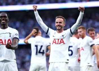 EPL: Man Utd Succumb To Spurs Defeat, City, Liverpool Labour To Victory 