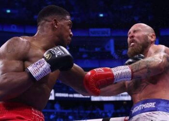 Joshua Punches Down Helenius, Triumphs Via Knockout