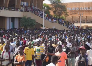 Niger: Thousands Answer Call To Volunteer In Armed Forces Amid Threat Of ECOWAS Intervention