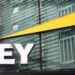 Santander Clashes With EY Over Firm’s Consulting Work