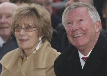 Tributes As Ferguson’s Wife Dies At 84