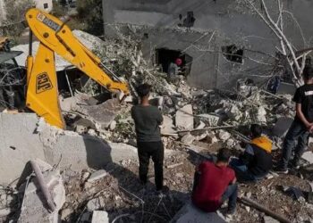 Israel Pulls Down Home Of Hamas Deputy Leader In West Bank