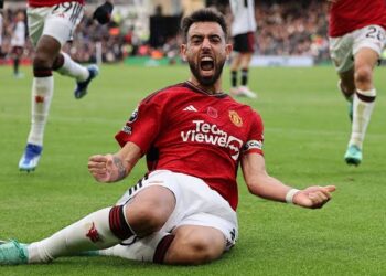 Man Utd Pip Fulham, Arsenal Fail To Defeat, City Destroy Fulham, Climb Top Of EPL