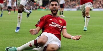 Man Utd Pip Fulham, Arsenal Fail To Defeat, City Destroy Fulham, Climb Top Of EPL