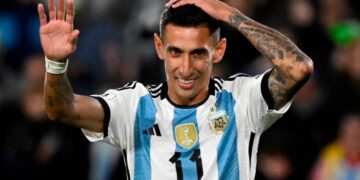 Argentina’s Top Football Star Announces Retirement