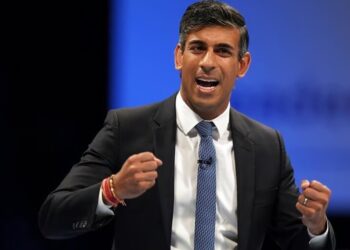 UK Commences Detention of Asylum Seekers For Rwanda Deportation