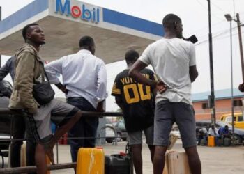 Fuel Shortage Halts Nigerian Businesses