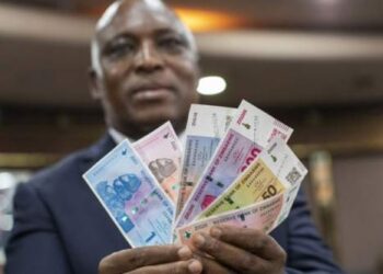 Zimbabwe Debuts Fresh Banknotes