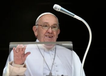 Pope Francis Apologises After Using Offensive Term On LGBTQ Community
