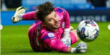 Goalkeeper Dies on International Duty 