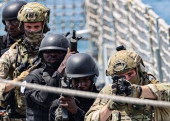UK Navy Trains Kenyan Counterparts Against Piracy, Terrorism