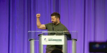 Zelensky Urges US Governors To Support Ukraine With Military Aid