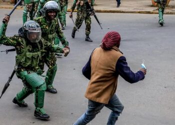 Kenyan Court Lifts Police Ban On Demonstrations