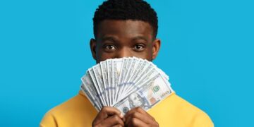 Nigeria Set To Lose 300 Dollar Millionaires In 2024