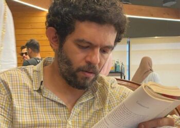 Prominent Egyptian Cartoonist Ashraf Omar Arrested At Home