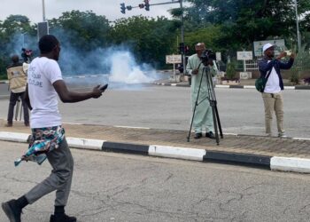 Nigeria: Police Fire Teargas At Unarmed Protesters In Abuja