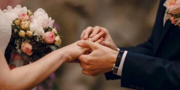 China: Marriage Rates Drop To 12-Year Low, Data Reveals