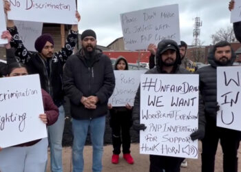 Canada: Thousands Of Students Facing Deportation Stage Protest