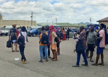 UAE Authorities Deports 400 Nigerians