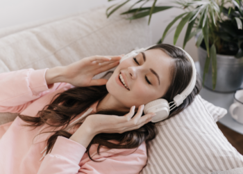 4 Benefits Of Incorporating Music Into Your Home And Daily Routine