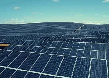 Zimbabwe-Zambia Summit Aims Increased Energy Investment As Drought Dries Up Dams