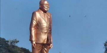 Ghanaians Angered As Outgoing President Akufo-Addo Unveils Own Statue