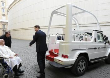 Mercedes Delivers Modified G-Wagon Popemobile To Pope Francis