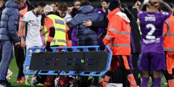 Serie A: Fiorentina, Inter Milan Game Suspended After Player Slumped