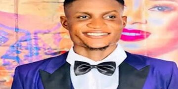 Nigerian Footballer Slumps, Dies On Pitch