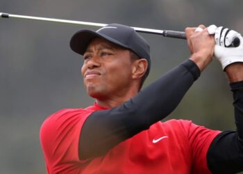 Tiger Woods Bolts Out Of Golf Tournament